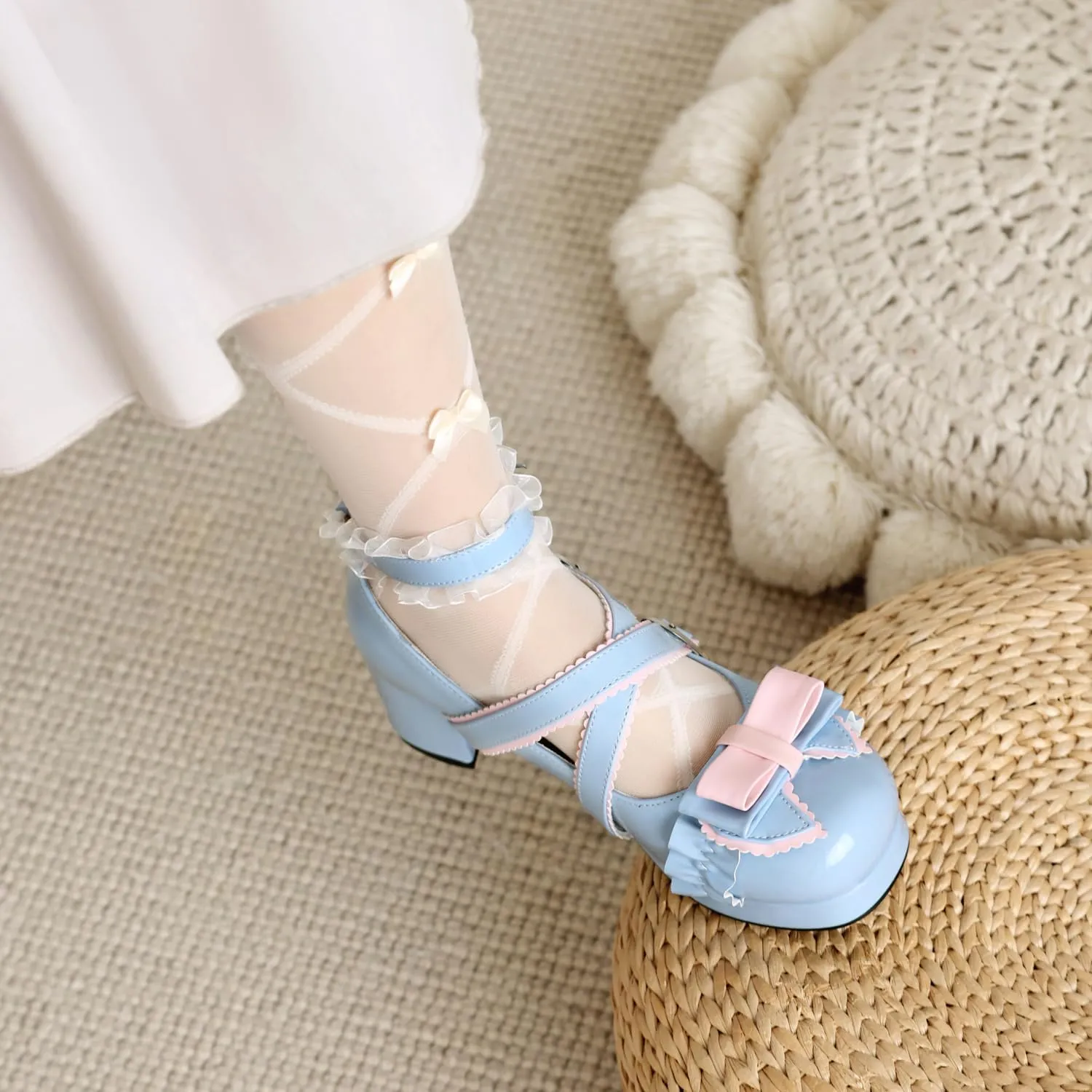 100FIXEO Women's Kawaii Platform Ankle Strap Chunky Heel Mary Jane Pumps Cute Closed Toe Goth Strappy Bow Lace Party Dress Shoes