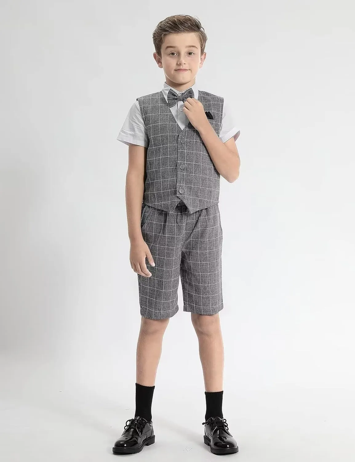 A&J DESIGN Boys' 3-Piece Suits Set Vest & Pocket Square & Shorts & Bow Tie (4-11 Years)