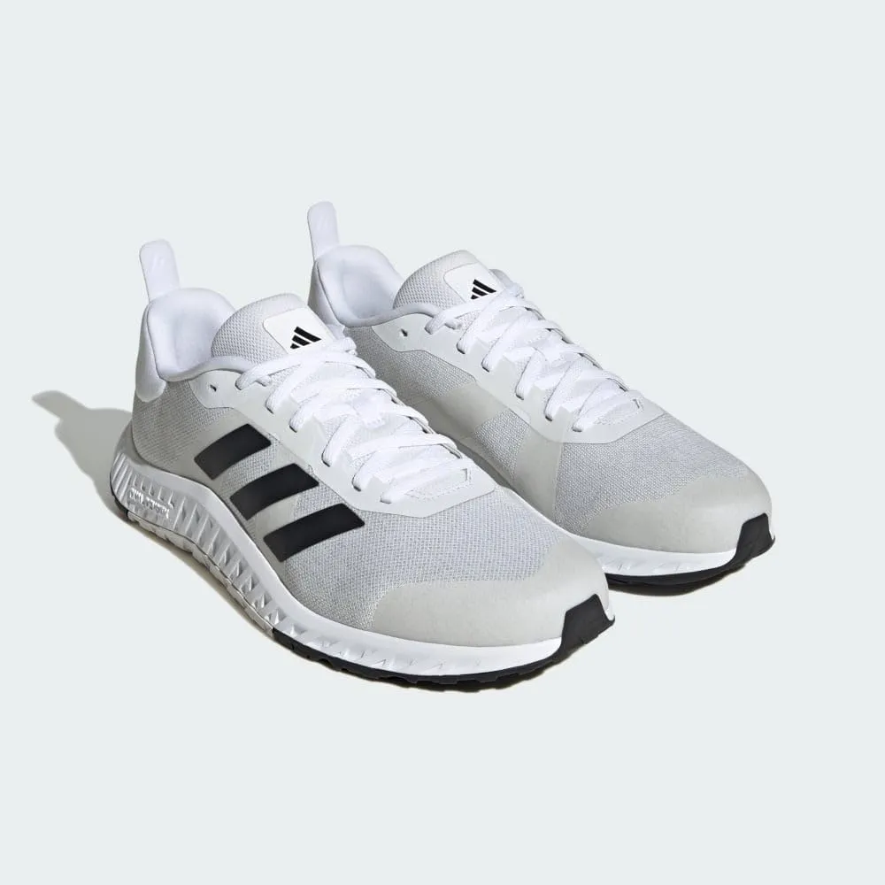 adidas Unisex-Adult Everyset Training Sneaker