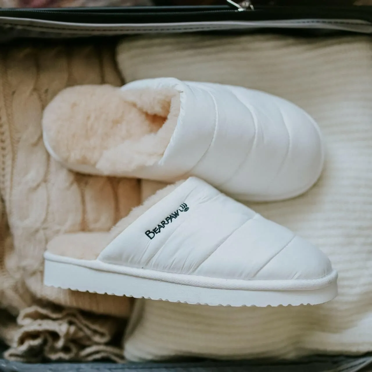 BEARPAW Women's Puffy Slipper