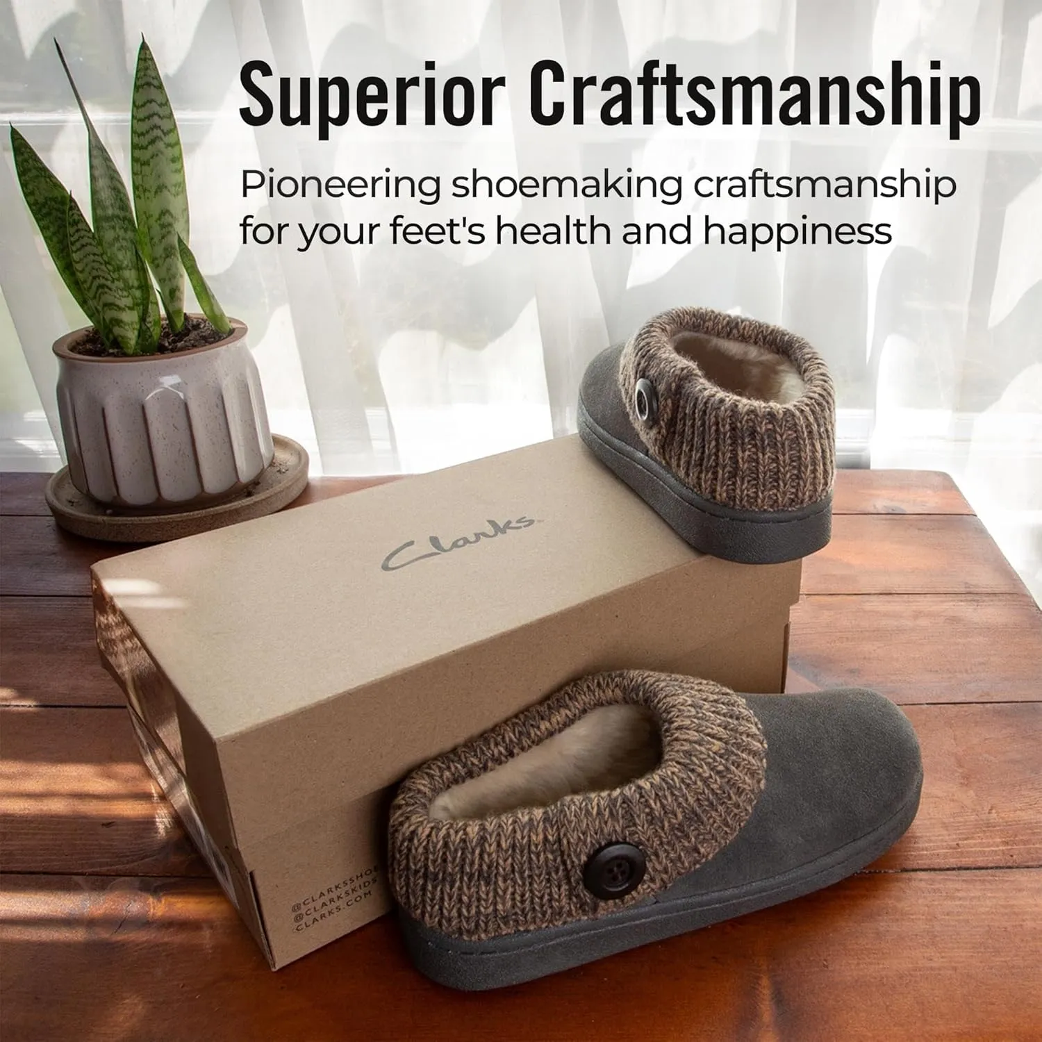 Clarks Angelina Women's Knitted Collar Clog Slipper