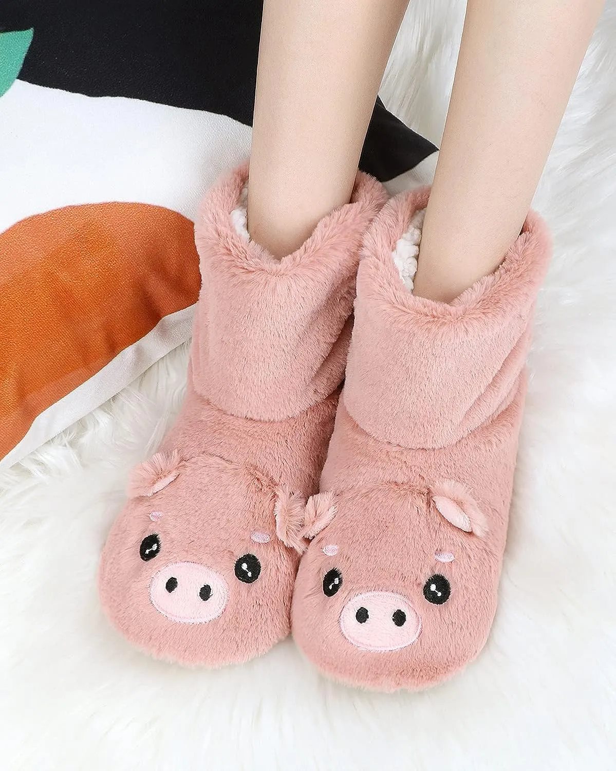 DICUIRD Animal Slipper Socks with Grippers for Women,Winter Cozy&Comfy Boot Slippers for Women