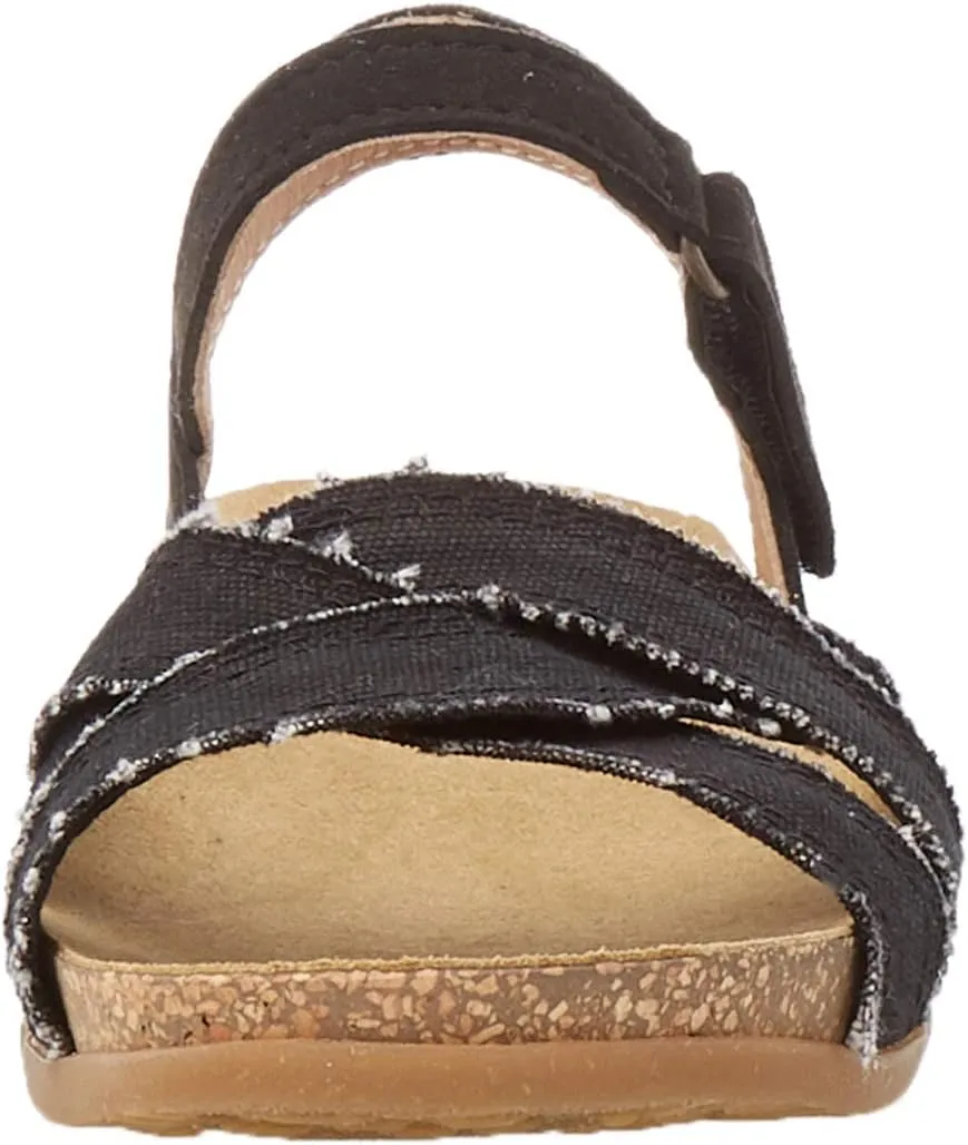 El Naturalista Women's Ankle-Strap Sandal