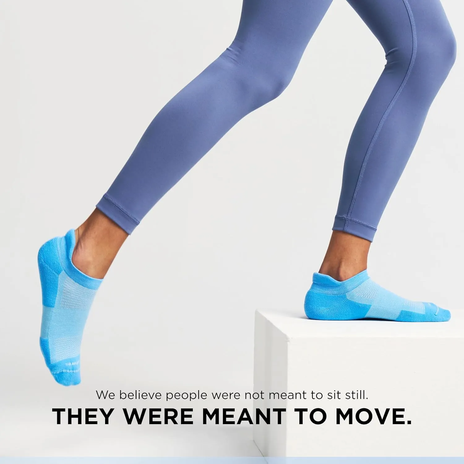 Feetures High Performance Ultra Light Ankle Sock - No Show Socks for Women & Men with Heel Tab