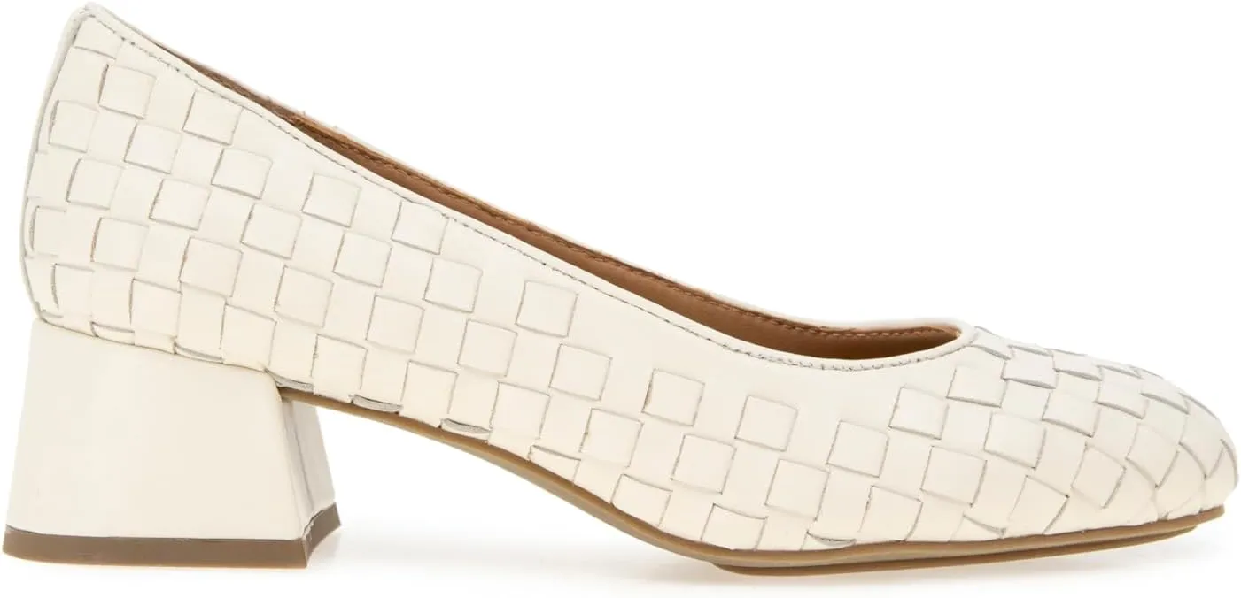 Gentle Souls by Kenneth Cole Women's Lancine Woven Pump