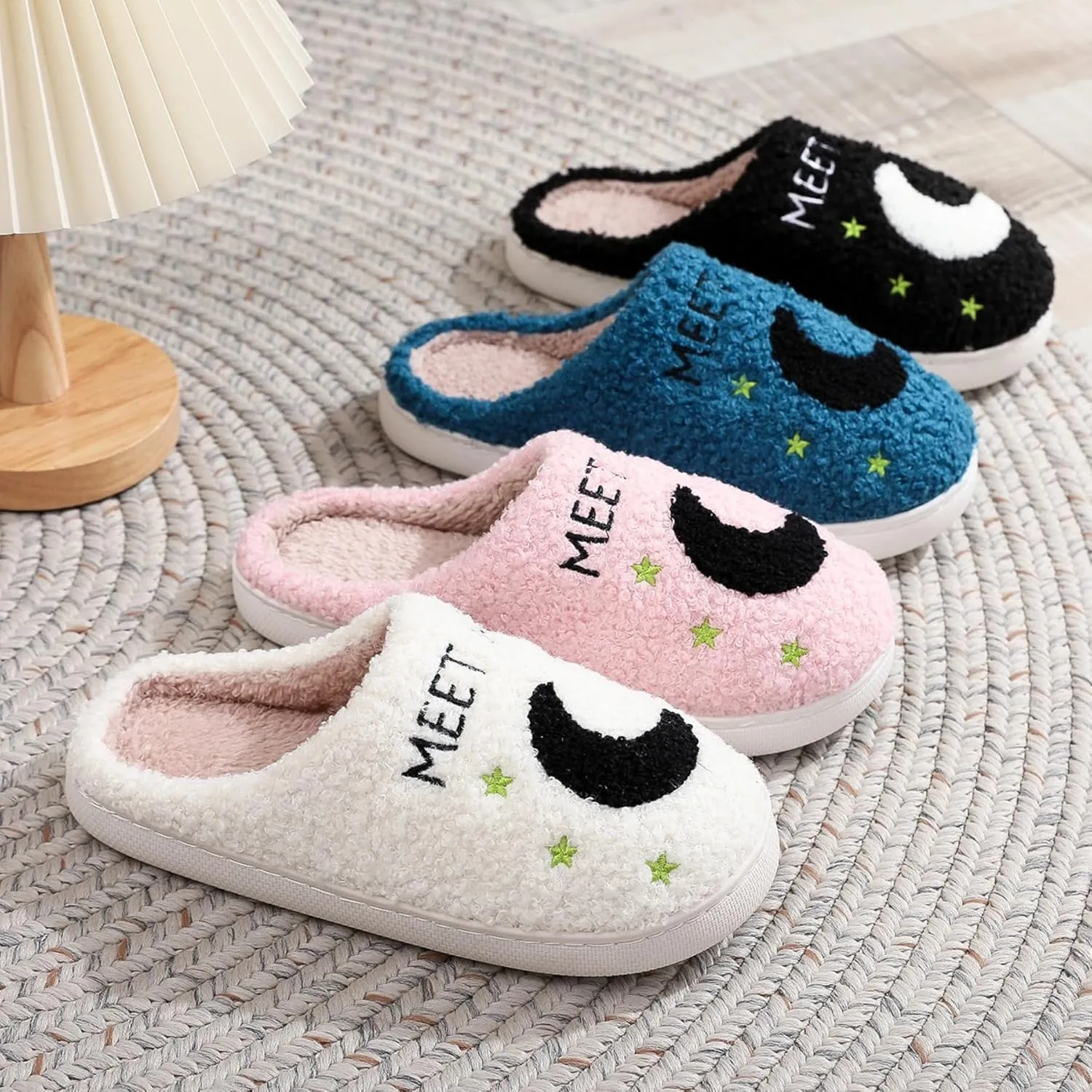 Home Slippers Winter Warm Plush Slippers Comfy Slippers for Women Men Indoor House Fluffy Couple Slippers Soft Cozy Non-Slip Sole Shoes Bedroom Slippers Fuzzy Moon Slippers