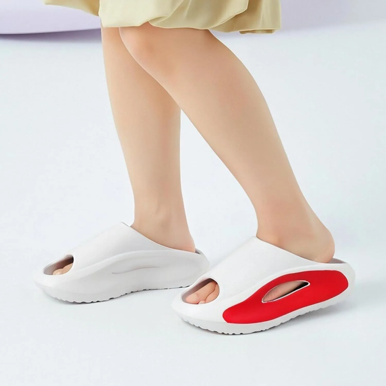 Kids Cloud Slides Boys Girls Comfy Pillow Slippers Summer Beach Sandals Non-Slip Thick Sole Slippers for Indoor Outdoor