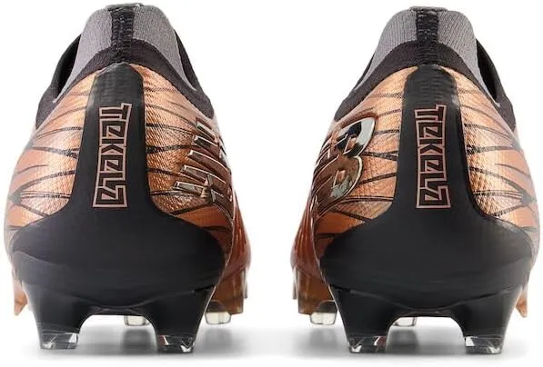 New Balance Men's Tekela V4 Pro Low Laced Fg Soccer Shoe