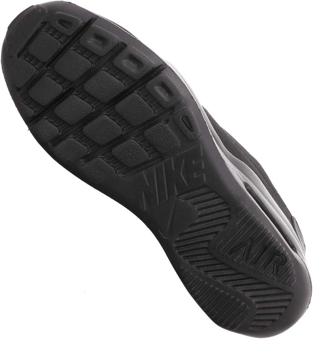 Nike Men's Air Max Oketo Sneaker