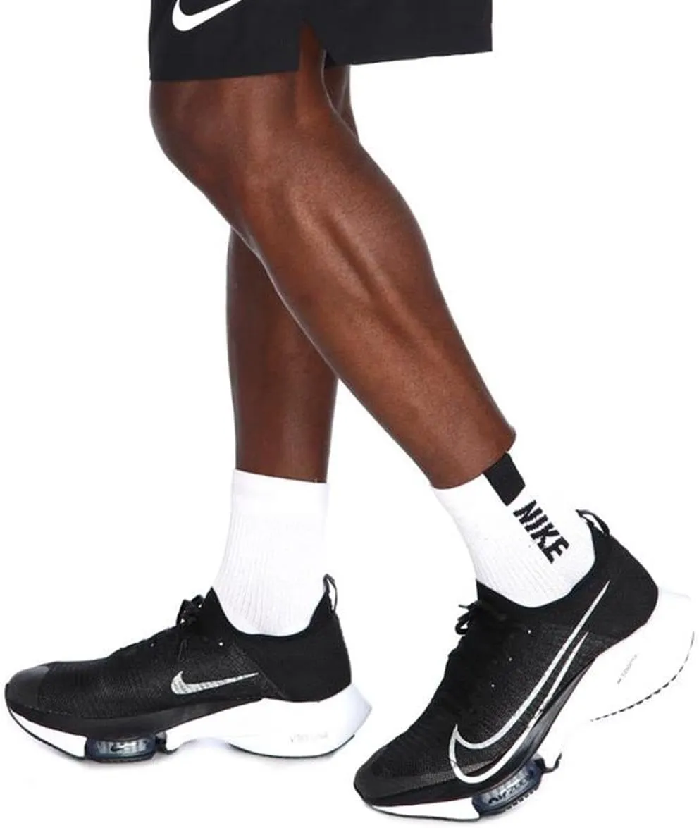 NIKE Men's Sneaker