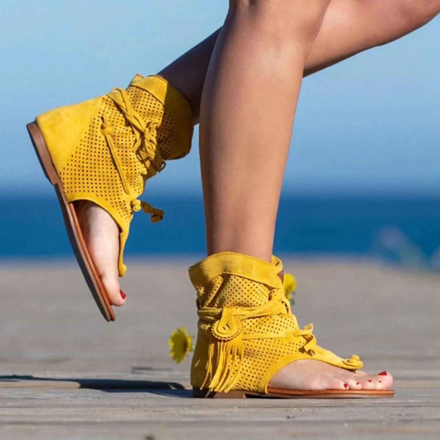 Sandals for Women Dressy Summer Flat Vintage Clip Toe Flip Flops Boho Fringe Tassel Sandals 2023 Bohemian Retro Casual Roman Beach Shoes Boots
