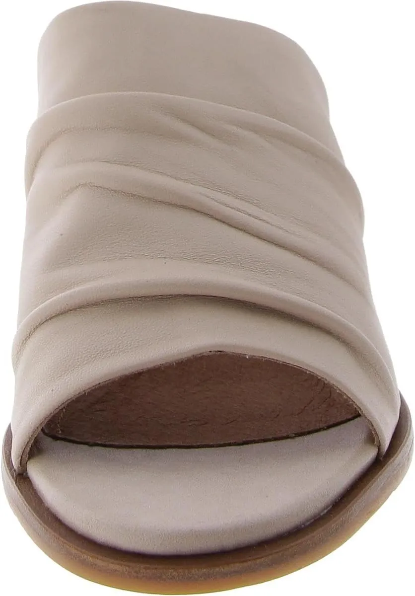 Sofft Chrissie - Heels for Women - Supple Ruched Leather Upper - Round Open Toe - Rounded Stacked Heel