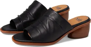 Sofft Chrissie - Heels for Women - Supple Ruched Leather Upper - Round Open Toe - Rounded Stacked Heel