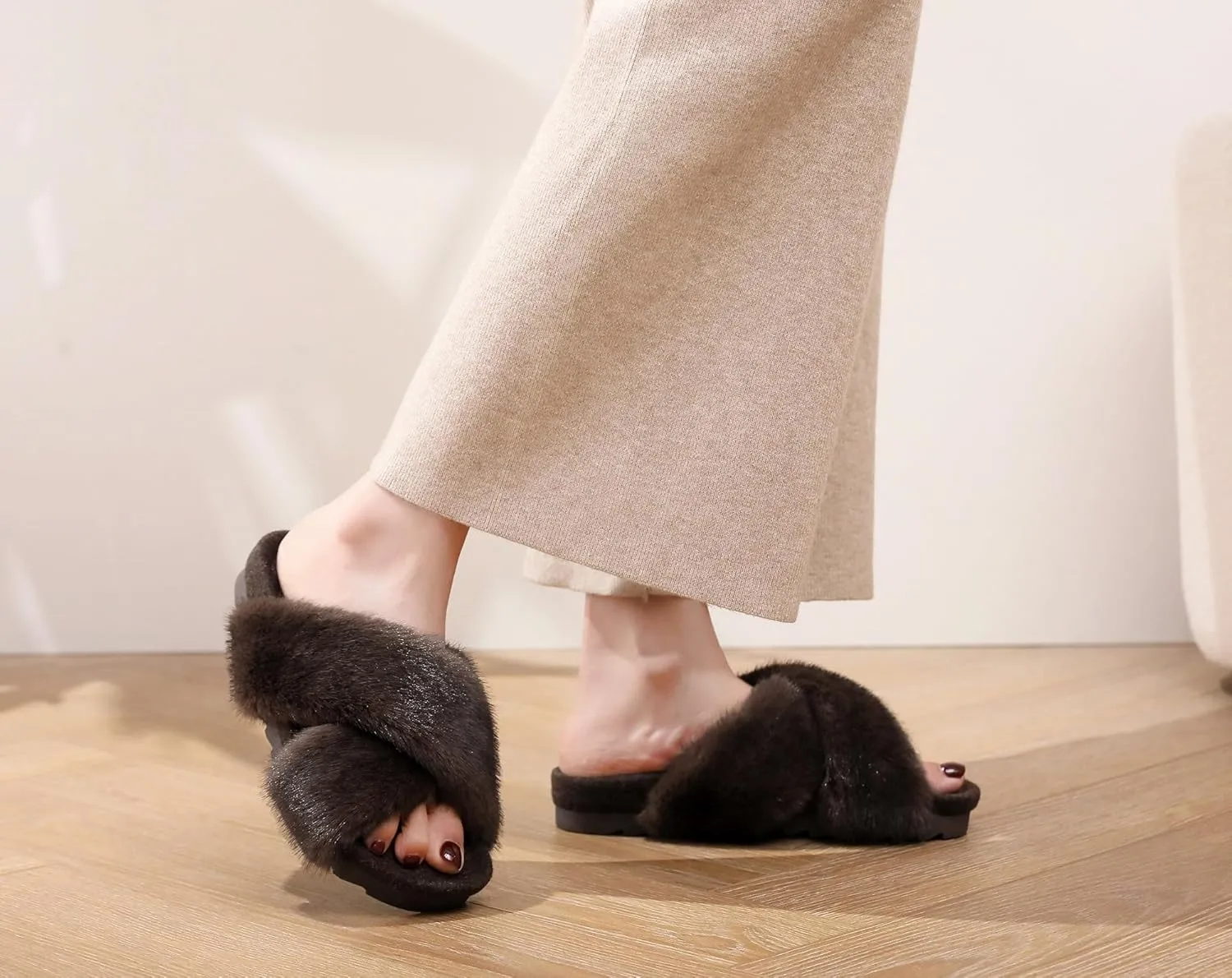 Women's Premium Rich Plush Warm Scuff Comfy EVA Footbed Breathable Cross Band Indoor Lady Platform Soles Slippers