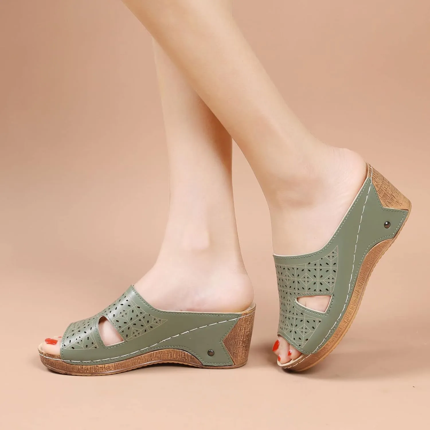 Womens Slip on Wedge Sandals Fashion Fish Mouth Open Toe Quilted Hollow Studded Platform Slipper Summer Comfortable Casual Print Ladies Shoes