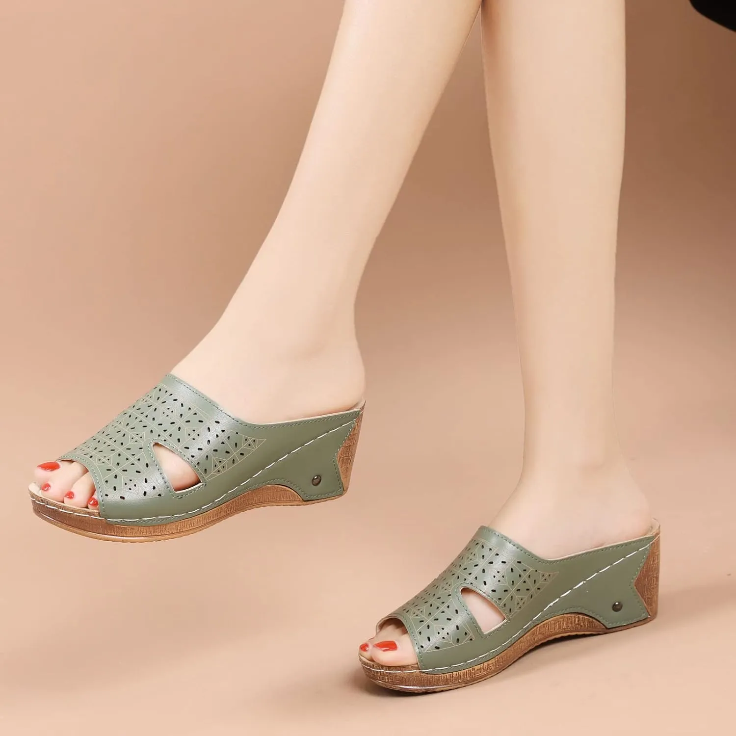Womens Slip on Wedge Sandals Fashion Fish Mouth Open Toe Quilted Hollow Studded Platform Slipper Summer Comfortable Casual Print Ladies Shoes