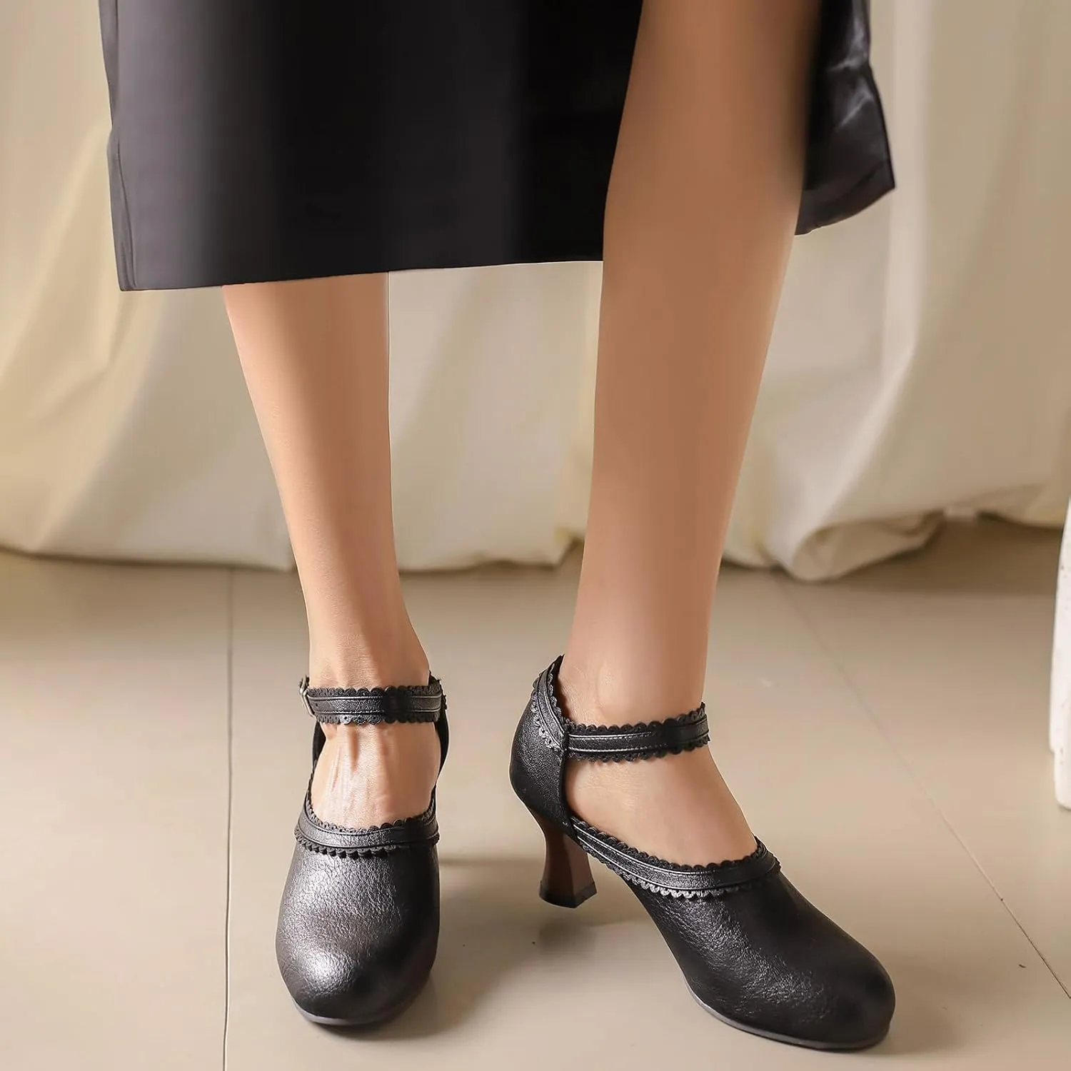 Women's Vintage Wingtip Oxfords Ankle Strap Cut Out Low Heel Brogue for Women